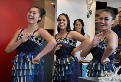 Kura Gallery Maori Art Design New Zealand Waka Exhibition Te Toi Whakairo Wha Fourth Annual Carving Exhibition Opening
