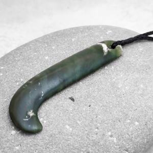 NZ Greenstone kapeu pendant