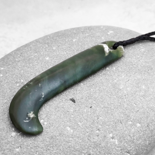 NZ Greenstone kapeu pendant