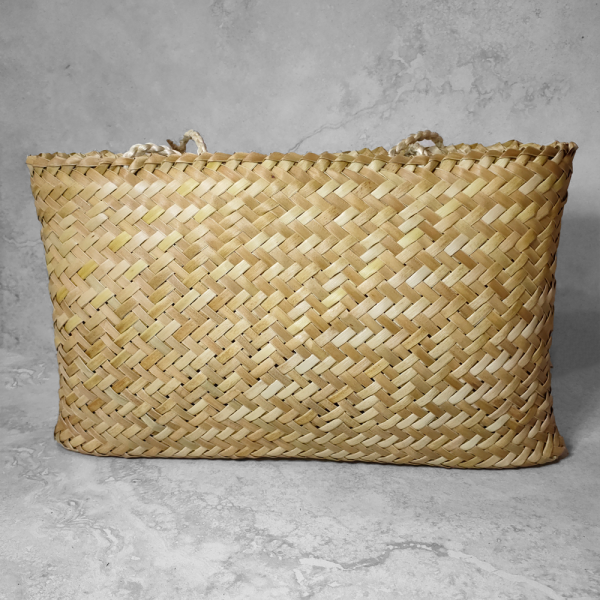 Anna Bowen - Kete Whakairo Rau Kumara - Image 3