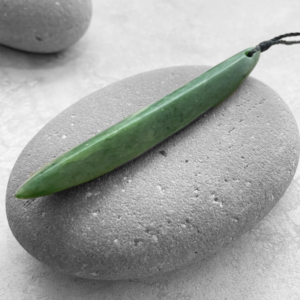 NZ Greenstone Roimata/teardrop pendant