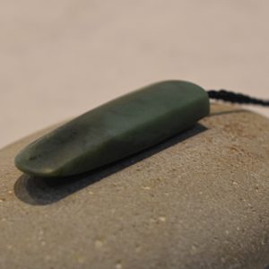 NZ Greenstone Niho Or Tooth Pendant
