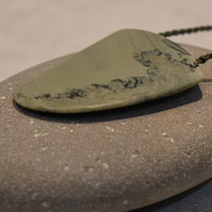 NZ Greenstone Niho Or Tooth Pendant