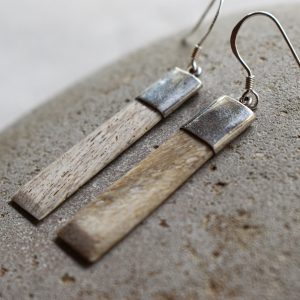 NZ Whalebone Earrings Silver Cap