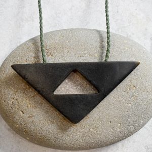NZ Greenstone/Pounamu Tapa Toru Pendant