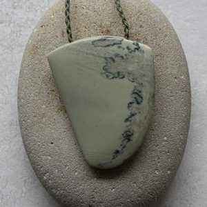 NZ Greenstone/Pounamu Niho/Tooth Pendant