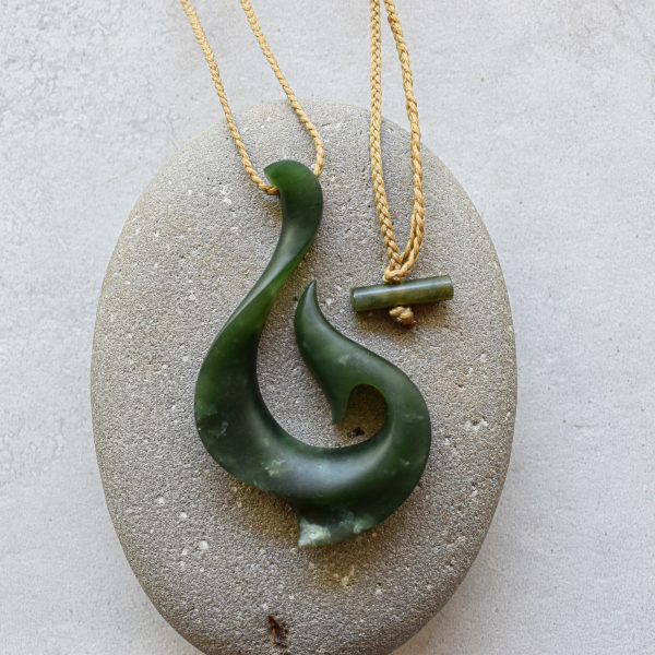 NZ Greenstone/Pounamu Hei Matau/Hook Pendant