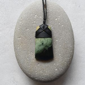 NZ Greenstone/Pounamu Hei Toki/Adze Pendant