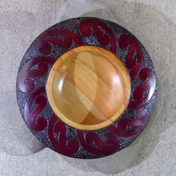 NZ rimu carved bowl with red edge by Hugh Mill