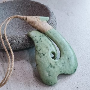 NZ greenstone hei matau pendant