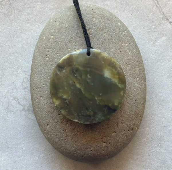 NZ Greenstone Hei Kopae