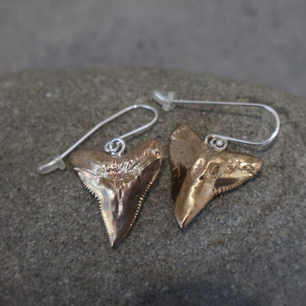 Keri-Mei Zagrobelna -Silver Niho Earrings  (25mm #KMZ-1 Ws)