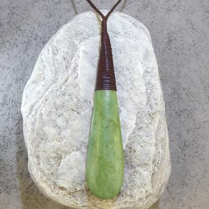 NZ greenstone roimata or teardrop pendant by Raegan Bregmen
