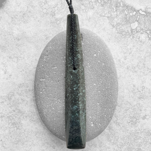 toki/adze pendant