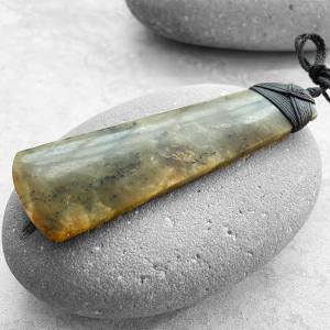 NZ Greenstone bound toki/adze pendant