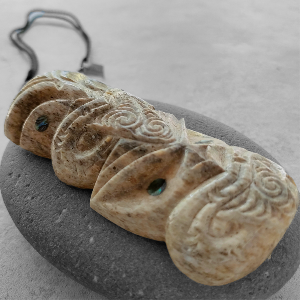 Alex Sands - Tekoteko pendant  (105mm #14-4 Ag) - Image 3