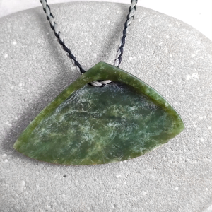 NZ Greenstone Pipi shell pendant