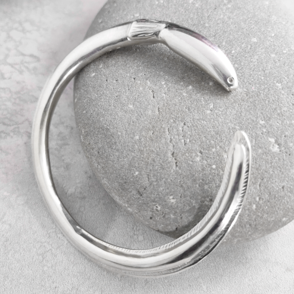 Bright sterling Silver Tuna/Eel Bracelet