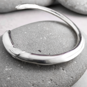 Bright sterling Silver Tuna/Eel Bracelet