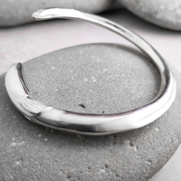 Bright sterling Silver Tuna/Eel Bracelet