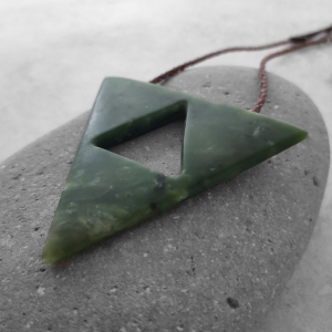 NZ greenstone triangular pendant
