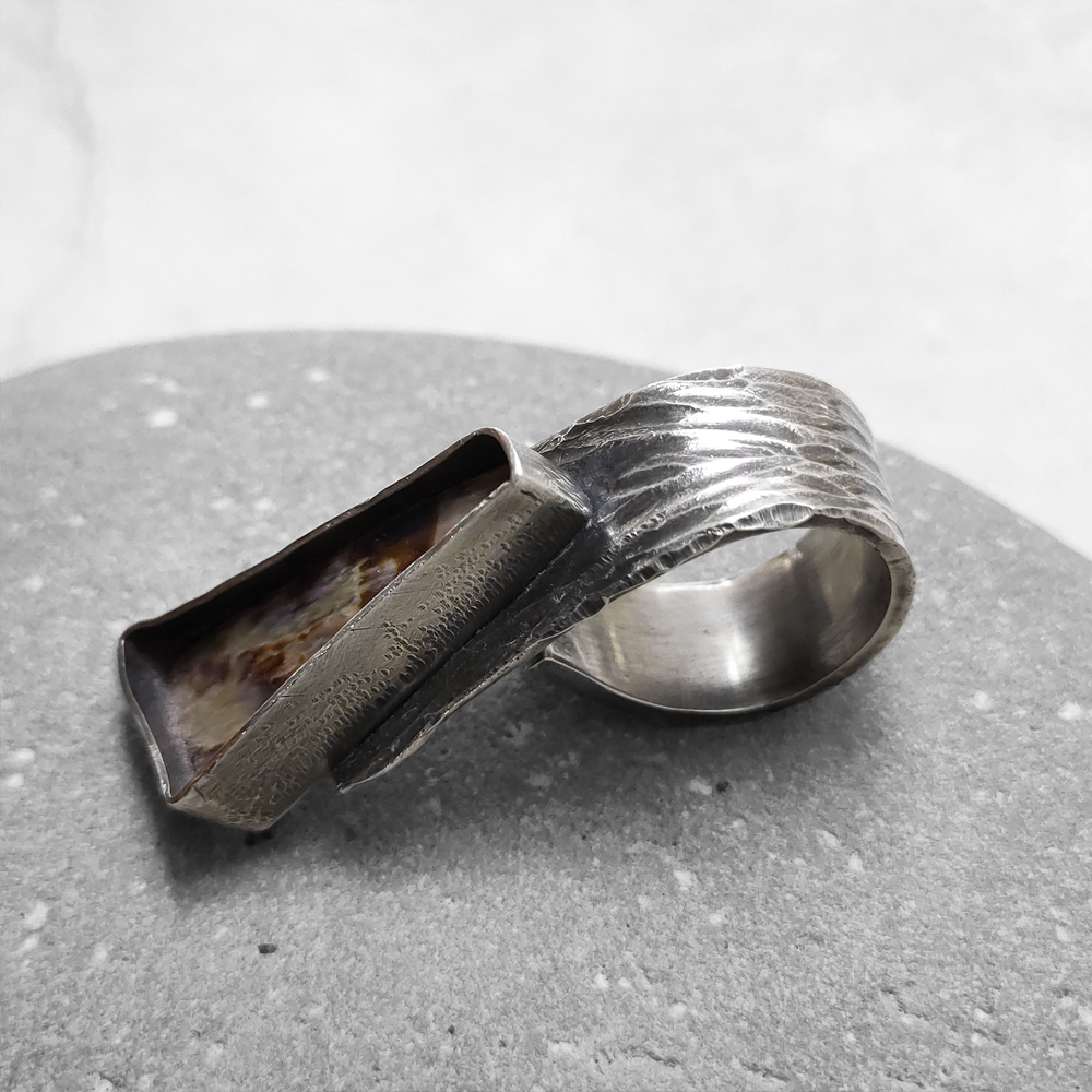 oxidised silver paua ring