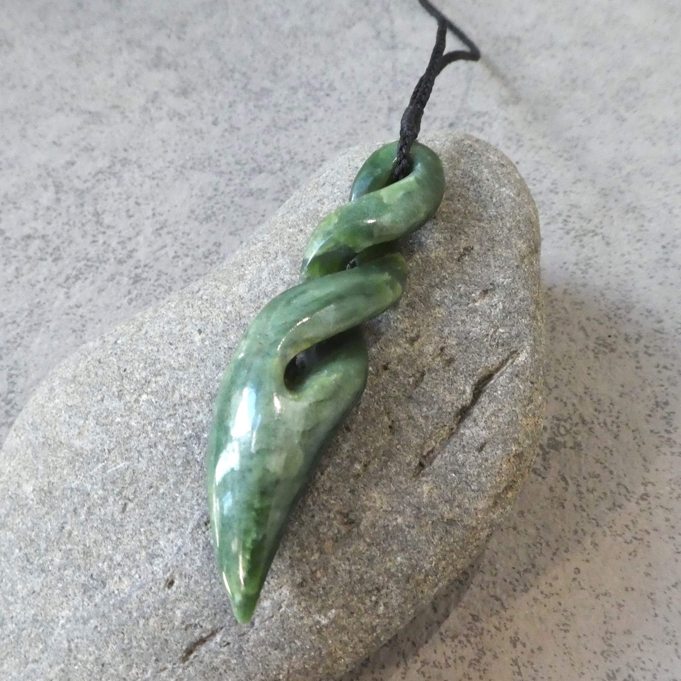 Alex Sands - Pikorua/Twist (86mm #110326-3 Ws)